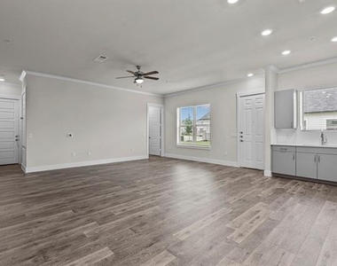 3281 Ganzer Road W - Photo Thumbnail 2