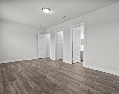 3281 Ganzer Road W - Photo Thumbnail 36