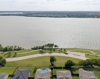 2802 Merlot Circle - Photo Thumbnail 39