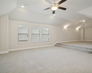 2802 Merlot Circle - Photo Thumbnail 24