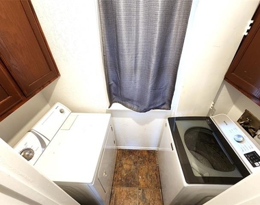 2202 Bolivar Street - Photo Thumbnail 24