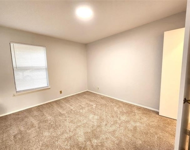 2202 Bolivar Street - Photo Thumbnail 26