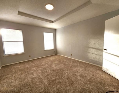 2202 Bolivar Street - Photo Thumbnail 31