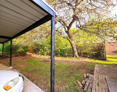 2202 Bolivar Street - Photo Thumbnail 7