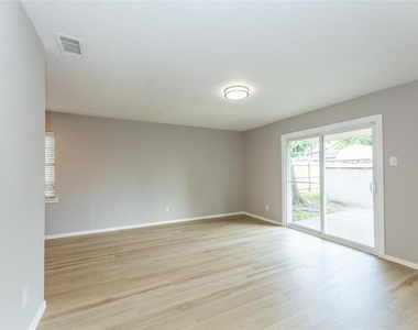 1505 Mcdonald Drive - Photo Thumbnail 5
