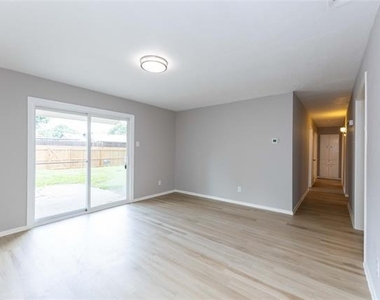 1505 Mcdonald Drive - Photo Thumbnail 7