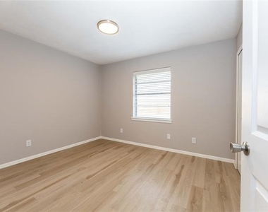 1505 Mcdonald Drive - Photo Thumbnail 23