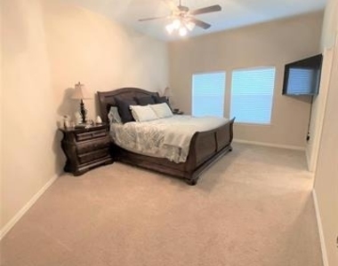 1912 Grand Fairway Drive - Photo Thumbnail 9