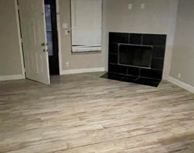 1401 W 9th Avenue - Photo Thumbnail 1