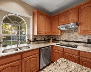 5229 Saint Croix Lane - Photo Thumbnail 32