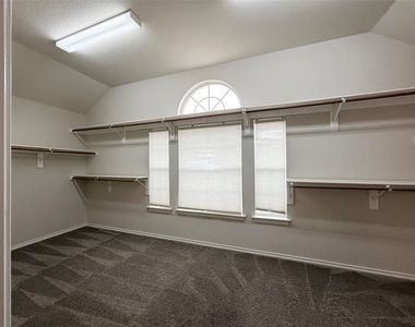 5229 Saint Croix Lane - Photo Thumbnail 24
