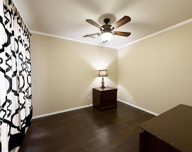 5229 Saint Croix Lane - Photo Thumbnail 20