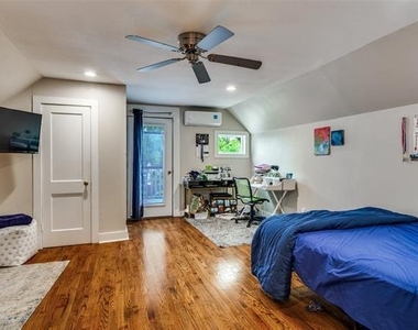 3112 Odessa Avenue - Photo Thumbnail 12