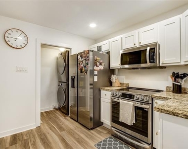 4777 Cedar Springs Road - Photo Thumbnail 12