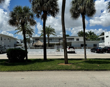 4228 N Ocean Drive - Photo Thumbnail 5