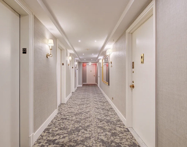 400 East 71st Street - Photo Thumbnail 3