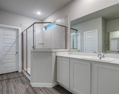 2412 Green River Road - Photo Thumbnail 14