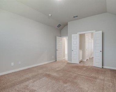 2412 Green River Road - Photo Thumbnail 11