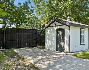 6315 Sachse Street - Photo Thumbnail 21
