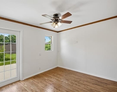 6315 Sachse Street - Photo Thumbnail 6