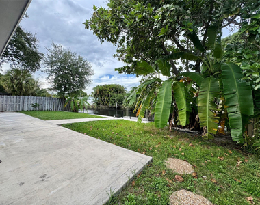 1871 Nw 31st Court - Photo Thumbnail 25