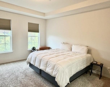 5029 Parkview Place - Photo Thumbnail 14
