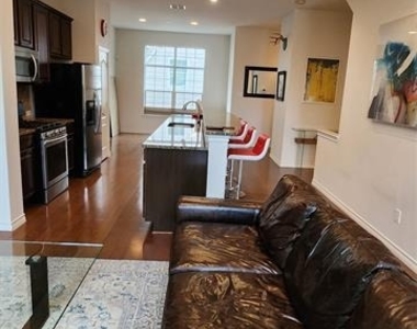 5029 Parkview Place - Photo Thumbnail 8