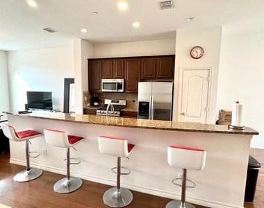 5029 Parkview Place - Photo Thumbnail 12