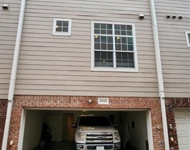 5029 Parkview Place - Photo Thumbnail 21