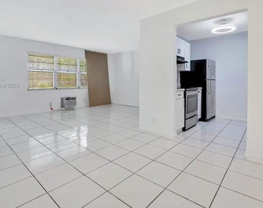 100 Sw 132nd Way - Photo Thumbnail 6