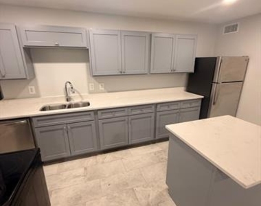 3933 Inwood Road - Photo Thumbnail 4