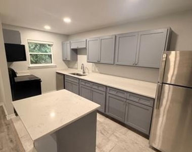 3933 Inwood Road - Photo Thumbnail 5