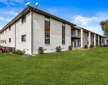 3933 Inwood Road - Photo Thumbnail 25