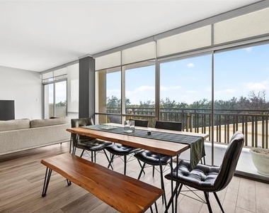 6211 Northwest Highway - Photo Thumbnail 5