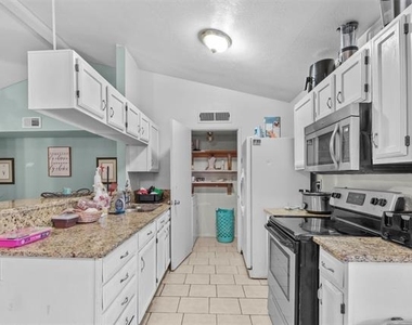 7303 Augusta Street - Photo Thumbnail 5