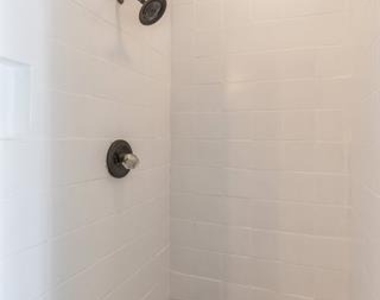 825 Milford Street - Photo Thumbnail 15