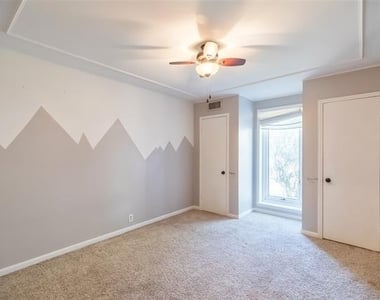 825 Milford Street - Photo Thumbnail 28