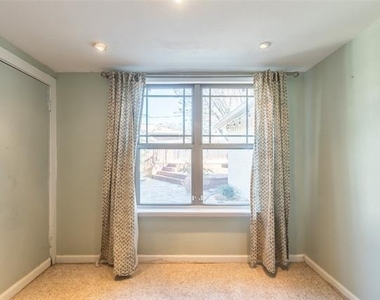 825 Milford Street - Photo Thumbnail 13
