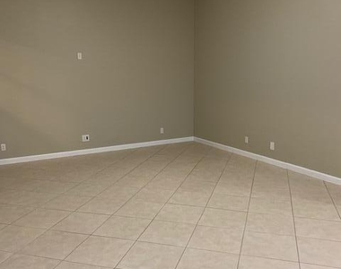 6729 Bulrush Court - Photo Thumbnail 10