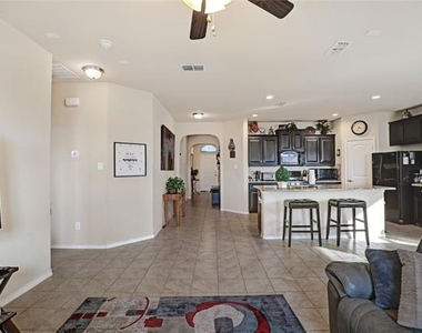 100 Creek Terrace Drive - Photo Thumbnail 7