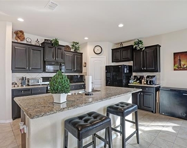 100 Creek Terrace Drive - Photo Thumbnail 4