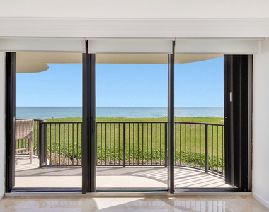 400 Beach Road - Photo Thumbnail 25