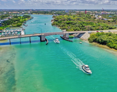 400 Beach Road - Photo Thumbnail 53