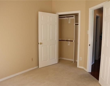 4428 Buchanan Drive - Photo Thumbnail 19