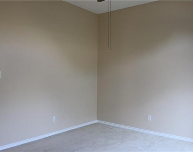 4428 Buchanan Drive - Photo Thumbnail 18