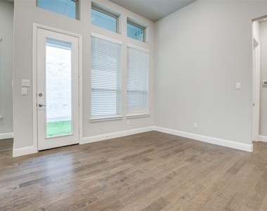 13280 Jonata Street - Photo Thumbnail 4