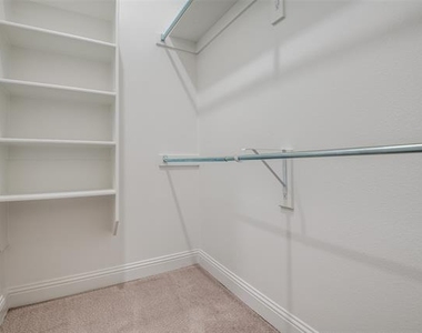 13280 Jonata Street - Photo Thumbnail 14