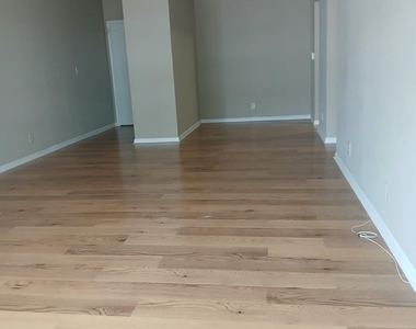 2180 Ne 67th Street - Photo Thumbnail 1