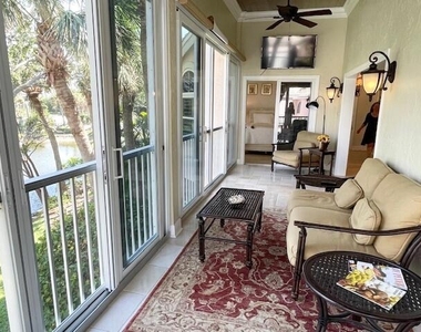 2502 N Fairway Dr Drive N - Photo Thumbnail 15