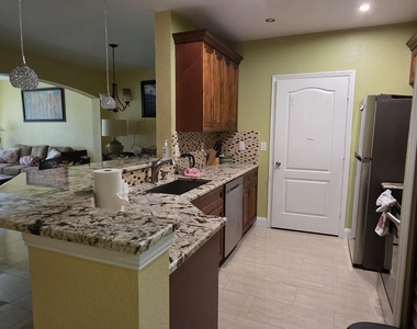 108 Sw Peacock Boulevard - Photo Thumbnail 7